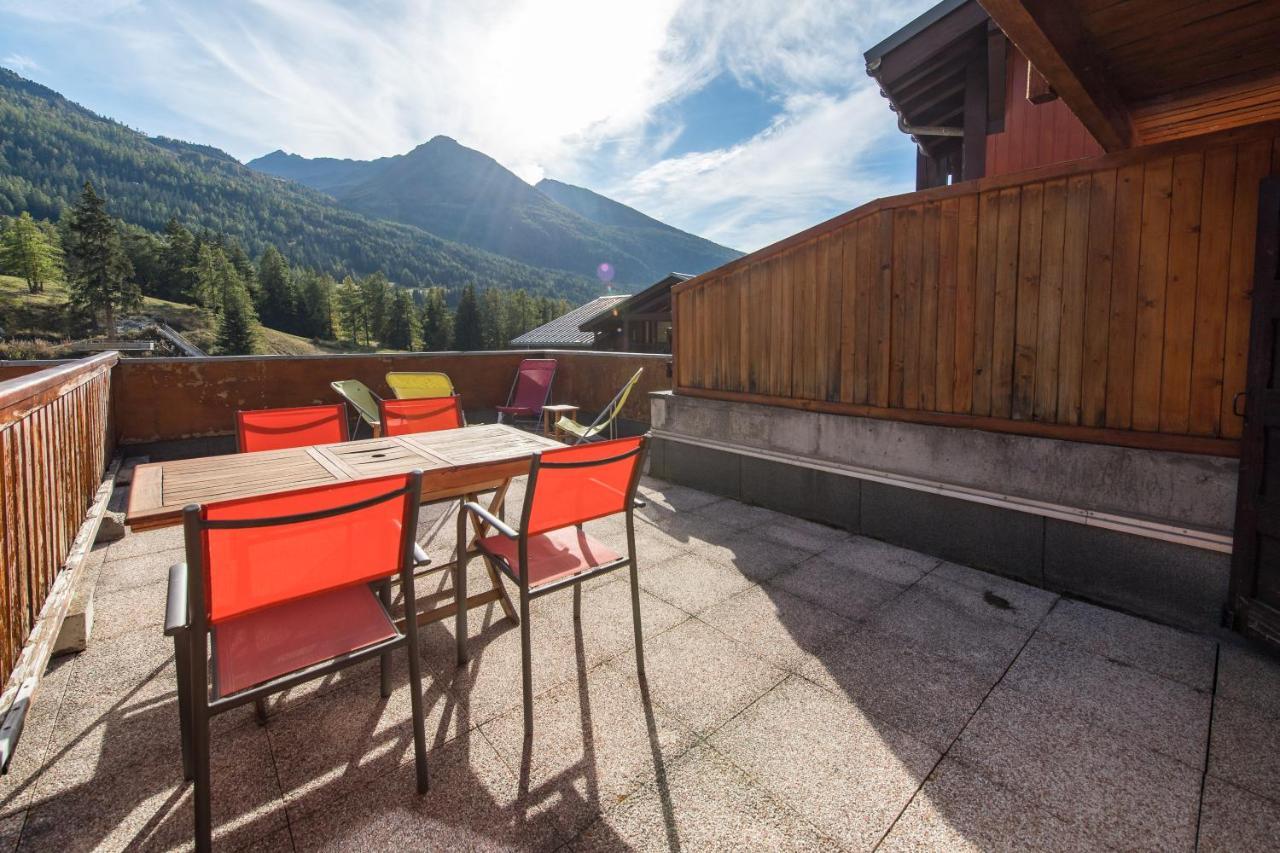 Fleurs Et Neige Apartment Lanslevillard Exterior photo